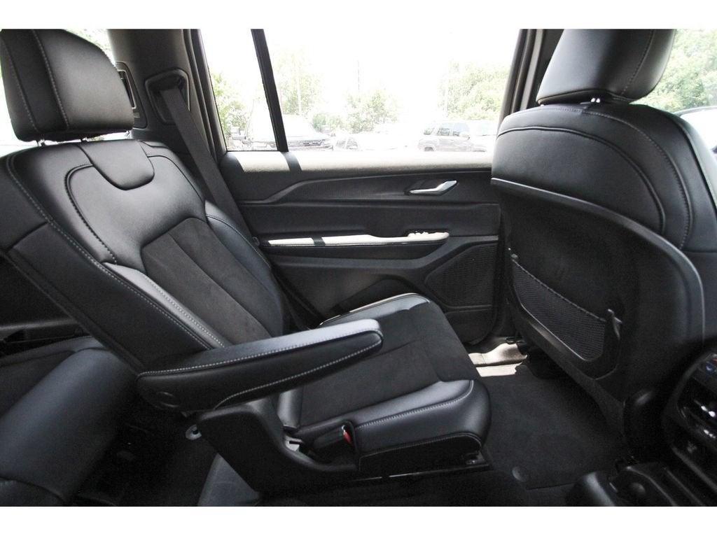 2024 Jeep Grand Cherokee L Altitude X