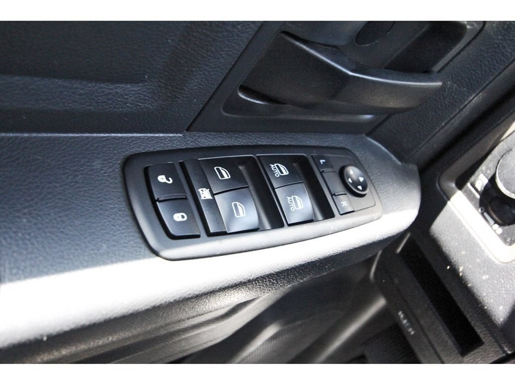 2012 RAM 1500 ST