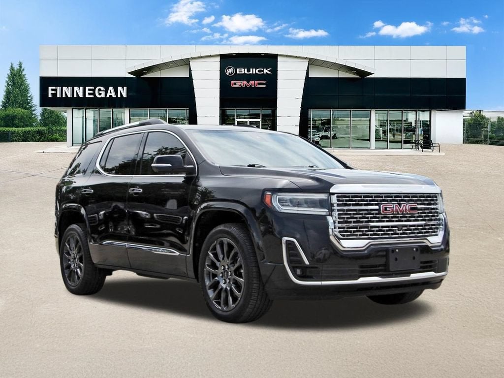 2023 GMC Acadia Denali
