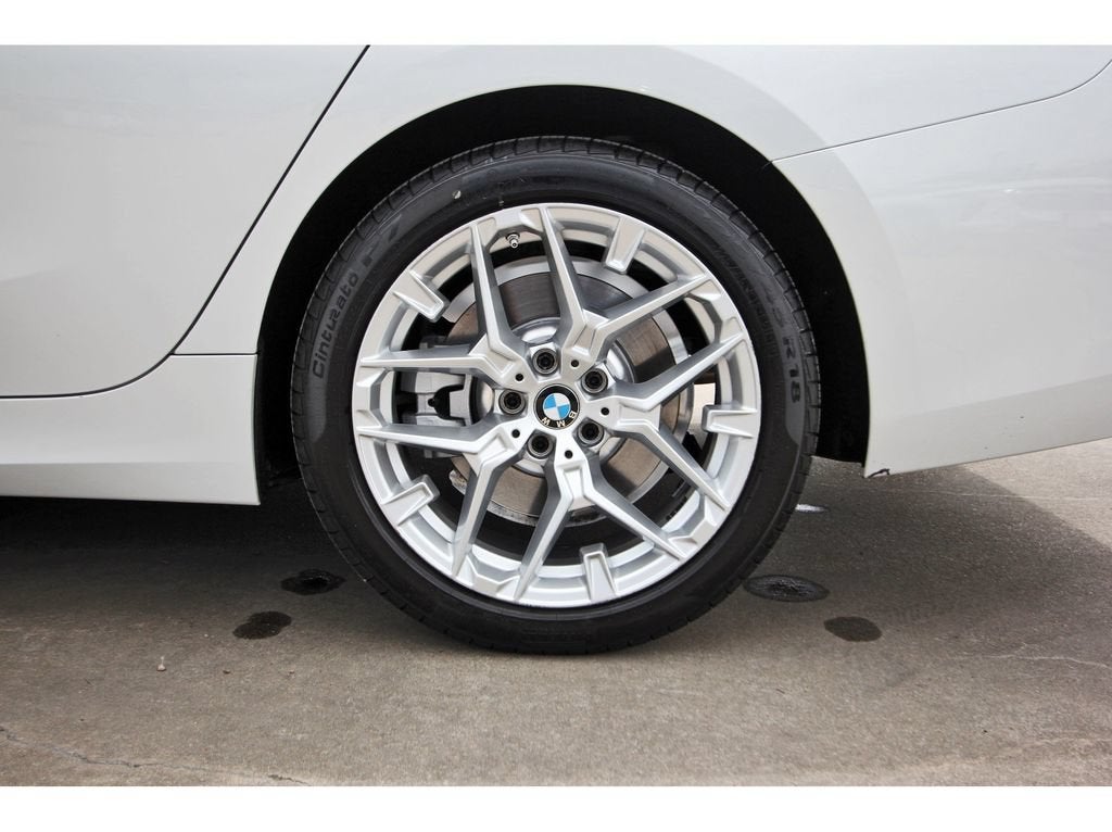 2025 BMW 3 Series 330i