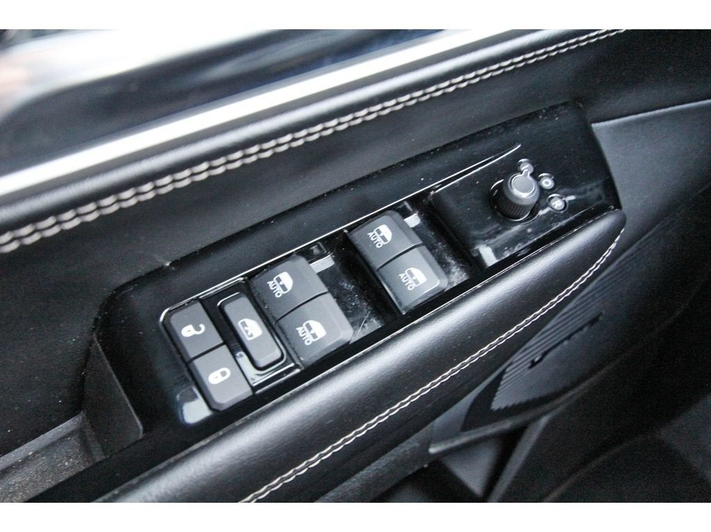 2024 Jeep Wagoneer BASE