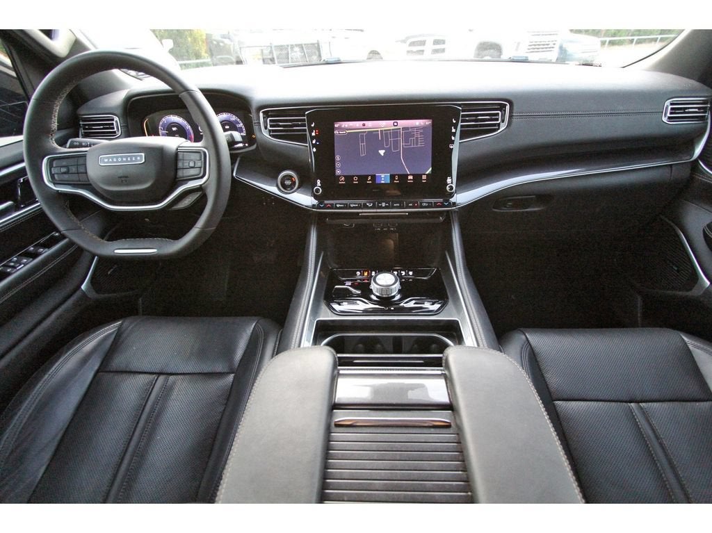 2024 Jeep Wagoneer BASE