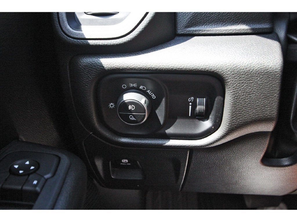 2025 RAM 1500 Warlock