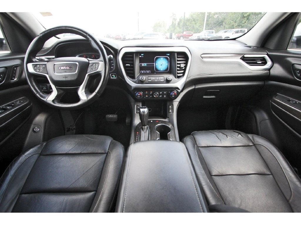 2017 GMC Acadia SLT