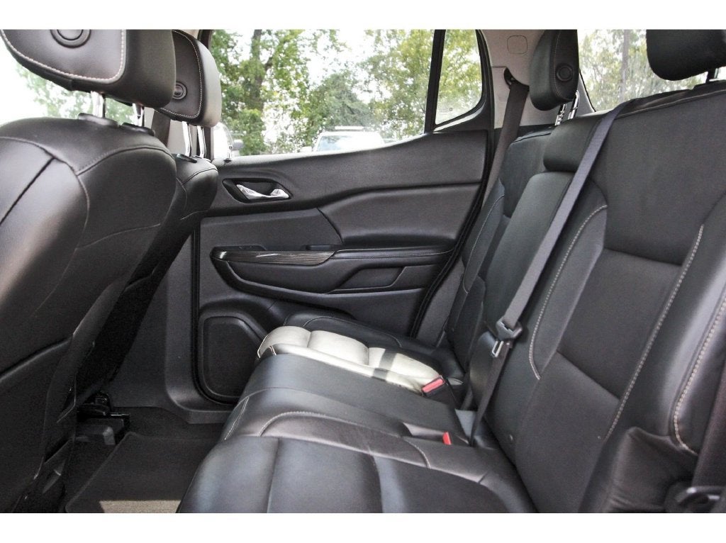 2017 GMC Acadia SLT