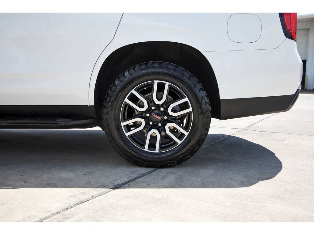 2024 GMC Yukon AT4