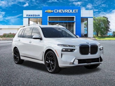 2025 BMW X7 xDrive40i