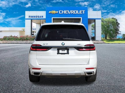 2025 BMW X7 xDrive40i