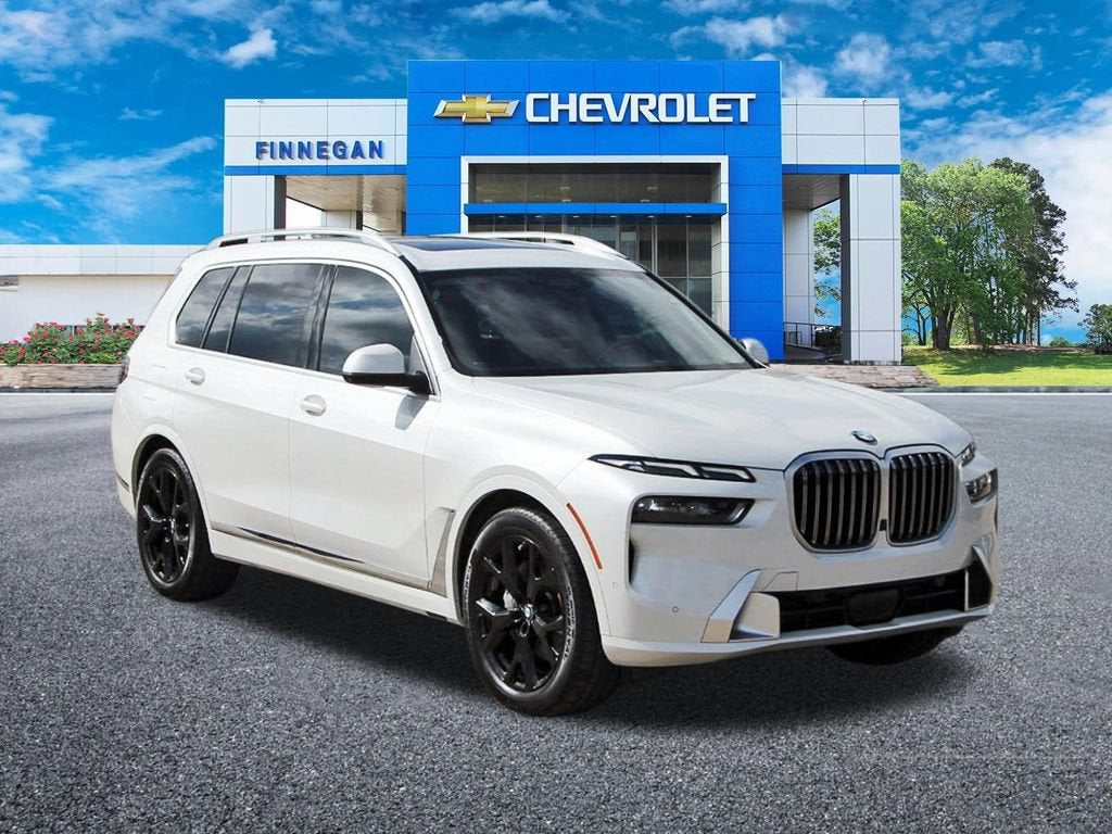 2025 BMW X7 xDrive40i