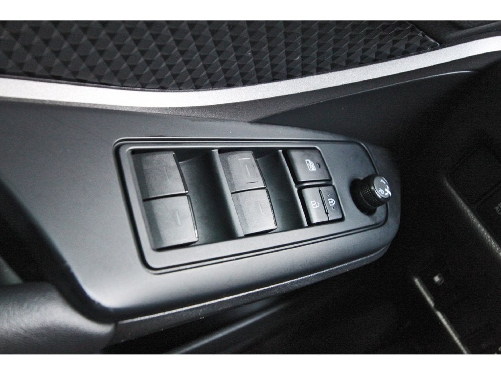 2020 Toyota C-HR LE