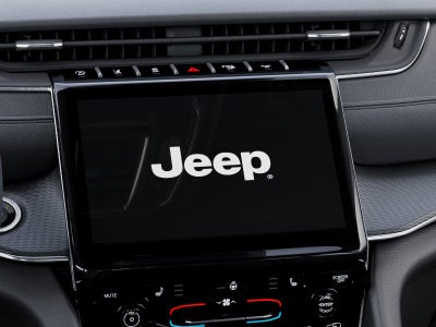 2027 Jeep Grand Cherokee GRAND CHEROKEE LAREDO X 4X2