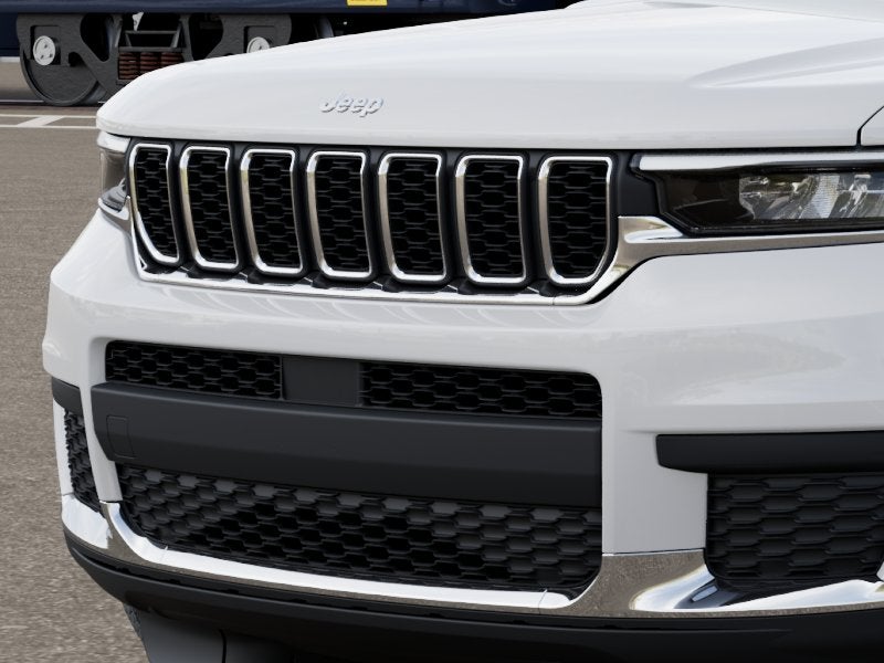 2027 Jeep Grand Cherokee GRAND CHEROKEE L LAREDO 4X2
